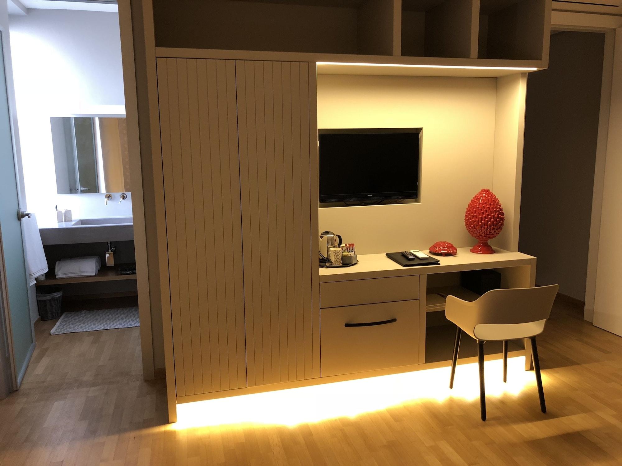 200 Rooms & Terrace Bari Exteriör bild